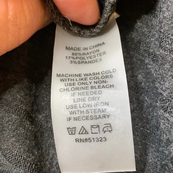 Size Large Vince Camuto Heather Grey Knot Front Long-Sleeve Rib Knit Top - Picture 4 of 4